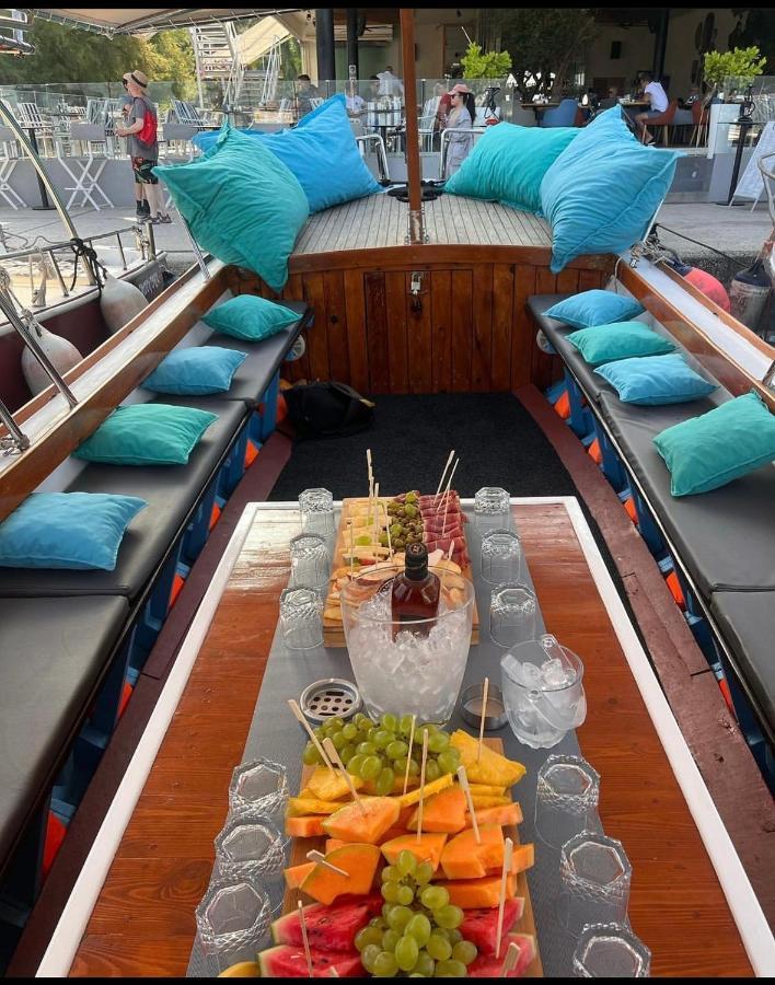 Botel Gringo Boat Budva