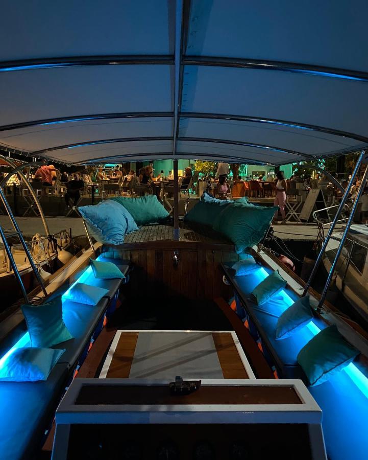 Gringo Boat Båthotell